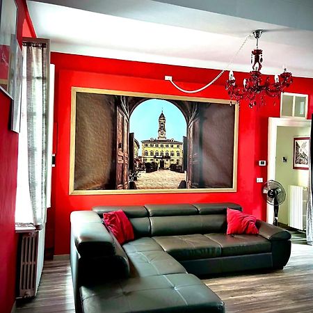 Dolce Eporedia Intero Alloggio Nel Centro Storico Ivrea Exteriér fotografie